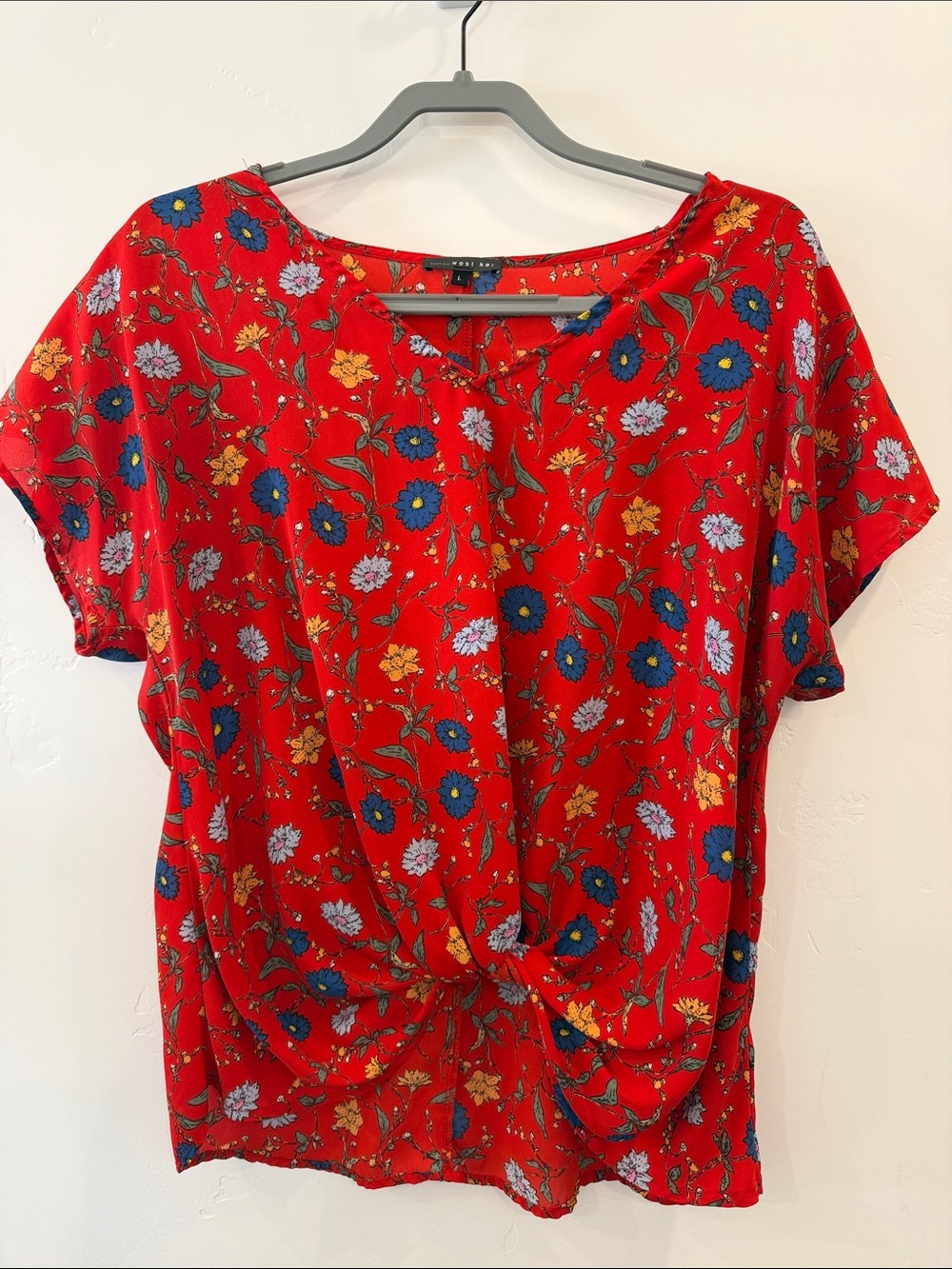 Floral Twist-Front Red Short Sleeve Tee